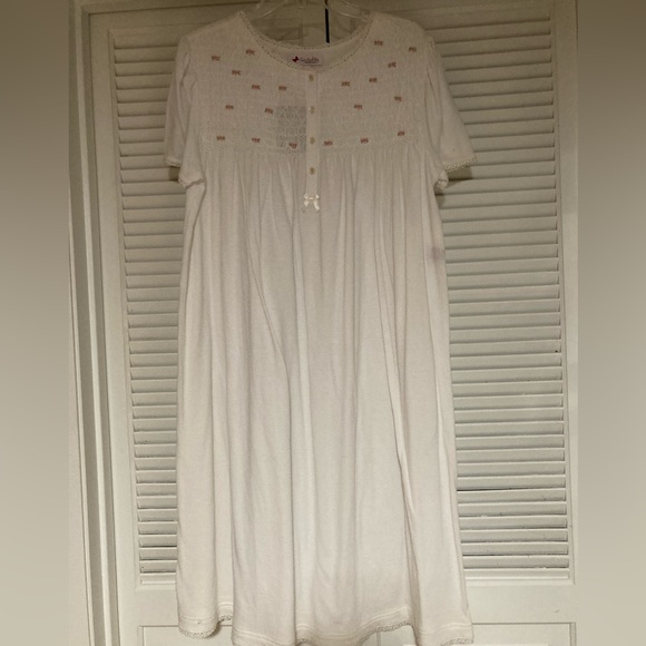 NWT Go Softly White Nightgown With Roses Sleepwear Size Large - Picture 2 of 6